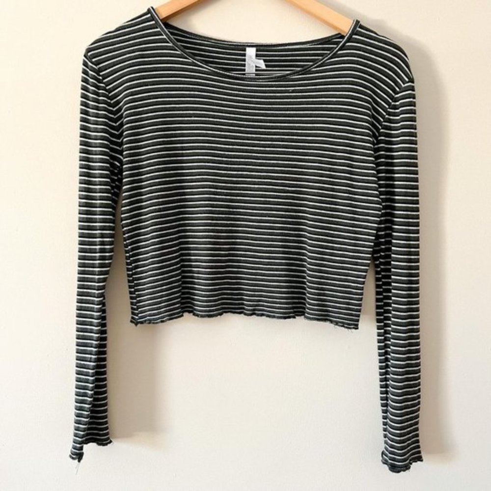 Love Charm Green Long Sleeve Crop Top Size Large